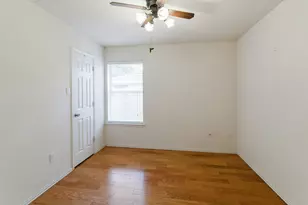 366 Dalhart Dr, Weatherford, TX 76086 - Photo 9
