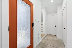 427 W 10th St, Dallas, TX 75208 - Photo 7