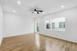 427 W 10th St, Dallas, TX 75208 - Photo 25