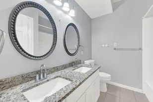 11201 Creekwood Dr, Frisco, TX 75035 - Photo 17