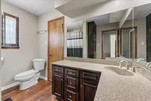 7636 Blue Carriage Ln, Fort Worth, TX 76120 - Photo 17