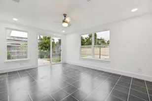 5718 Trio Ln, Dallas, TX 75241 - Photo 17
