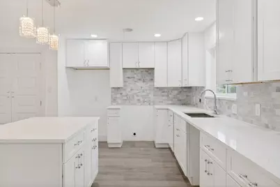 5718 Trio Lane, Dallas, TX 75241 - Photo 13