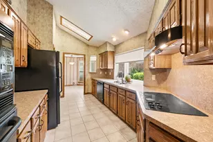 2211 Marvin Gardens St, Arlington, TX 76011 - Photo 17