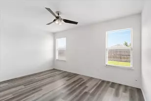 803 Quartz Trl, Princeton, TX 75407 - Photo 17