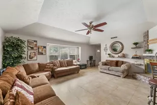 3204 Seaboard Dr, Arlington, TX 76014 - Photo 3