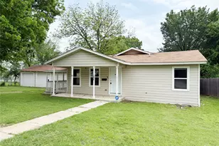 1624 Roy St, Gainesville, TX 76240 - Photo 9
