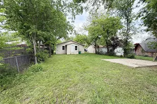 1624 Roy St, Gainesville, TX 76240 - Photo 11