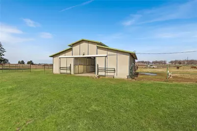 9213 Wilson Road, Pilot Point, TX 76258 - Photo 33