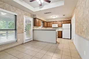 6004 Twinhill Dr, Arlington, TX 76016 - Photo 9