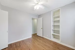 8033 Pinewood Dr, Benbrook, TX 76116 - Photo 29
