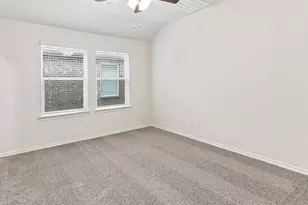 921 Jefferson Wy, Sherman, TX 75090 - Photo 17