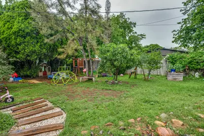 1616 Country Manor Road, Fort Worth, TX 76134 - Photo 7