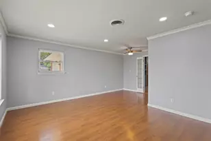 1021 Blue Lake, Fort Worth, TX 76103 - Photo 15