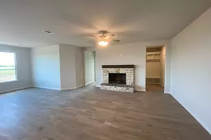 630 Co Rd 200, Valley View, TX 76272 - Photo 7