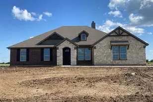 630 Co Rd 200, Valley View, TX 76272 - Photo 1