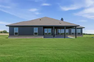 660 Co Rd 200, Valley View, TX 76272 - Photo 25