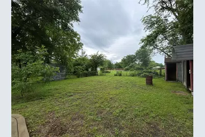 110 Goodman Street, Sulphur Springs, TX 75482 - Photo 23