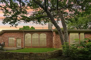 2809 Stonehurst Dr, Grapevine, TX 76051 - Photo 35
