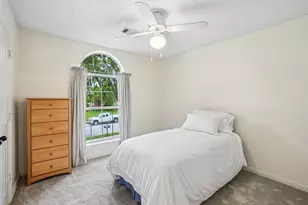 2809 Stonehurst Dr, Grapevine, TX 76051 - Photo 25
