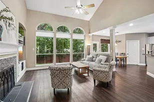 2809 Stonehurst Dr, Grapevine, TX 76051 - Photo 9
