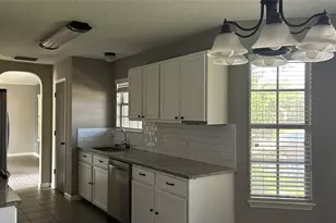 4360 Mesa Dr, Carrollton, TX 75010 - Photo 17