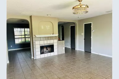 4360 Mesa Drive, Carrollton, TX 75010 - Photo 13