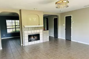 4360 Mesa Dr, Carrollton, TX 75010 - Photo 13
