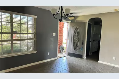 4360 Mesa Drive, Carrollton, TX 75010 - Photo 5