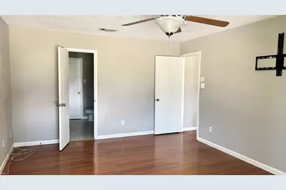 4360 Mesa Drive, Carrollton, TX 75010 - Photo 25