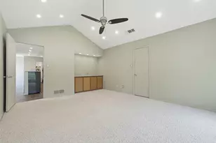 8903 Maple Glen Dr, Dallas, TX 75231 - Photo 33