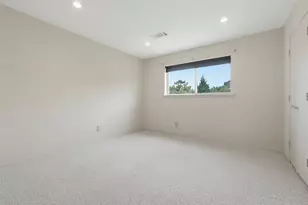 8903 Maple Glen Dr, Dallas, TX 75231 - Photo 31