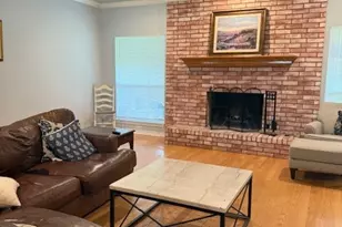 9009 Pleasant Hill Dr, Granbury, TX 76049 - Photo 15