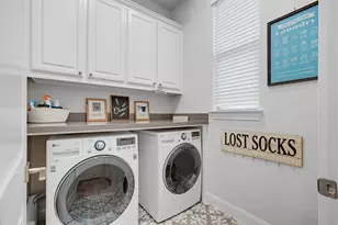 8068 Sarahville Dr, Dallas, TX 75252 - Photo 33