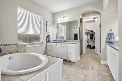 11224 Dusty Trail Court, Flower Mound, TX 76262 - Photo 21
