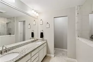 7320 Wesley Ct, North Richland Hills, TX 76180 - Photo 17