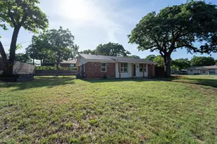 717 Magnolia St, Kennedale, TX 76060 - Photo 17