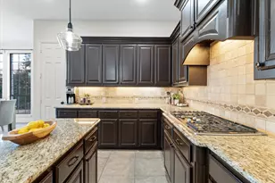 924 Lairds Ln, Allen, TX 75013 - Photo 11