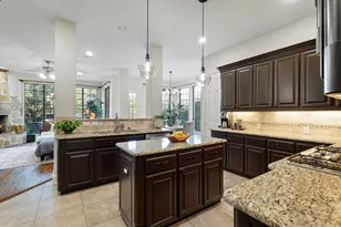 924 Lairds Ln, Allen, TX 75013 - Photo 9