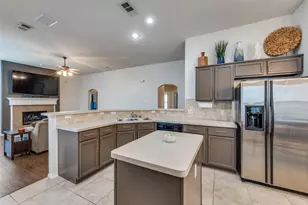 3116 Fox Hollow Dr, Little Elm, TX 75068 - Photo 11