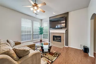3116 Fox Hollow Dr, Little Elm, TX 75068 - Photo 5