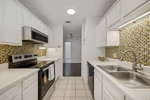9600 Royal Ln, Dallas, TX 75243 - Photo 25