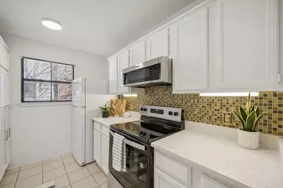9600 Royal Lane #201, Dallas, TX 75243 - Photo 5