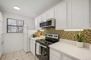 9600 Royal Ln, Dallas, TX 75243 - Photo 5