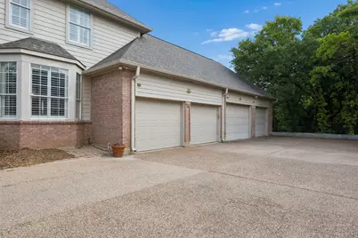 3323 Shellbrook Court, Arlington, TX 76016 - Photo 37