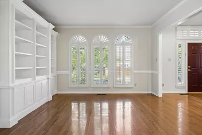 3323 Shellbrook Court, Arlington, TX 76016 - Photo 7