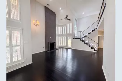 7707 Windmere Court, Irving, TX 75063 - Photo 3