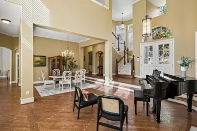 1724 Pembroke Lane, McKinney, TX 75072 - Photo 5