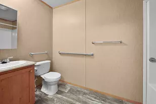117 Crestwood Dr, Mabank, TX 75156 - Photo 9