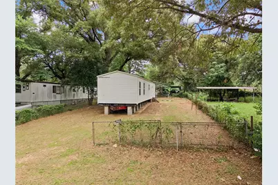 117 Crestwood Drive, Mabank, TX 75156 - Photo 5